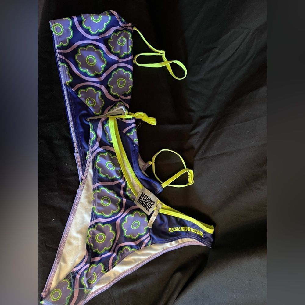 ASOS reclaimed vintage bikini retro splice purple‎ daisy, top sz 8 bottom sz 10